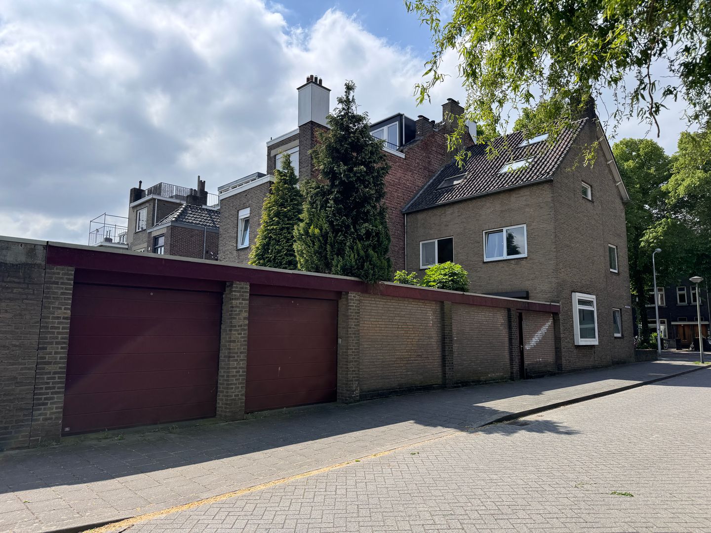 View photo 2 of Koning Clovisstraat 65