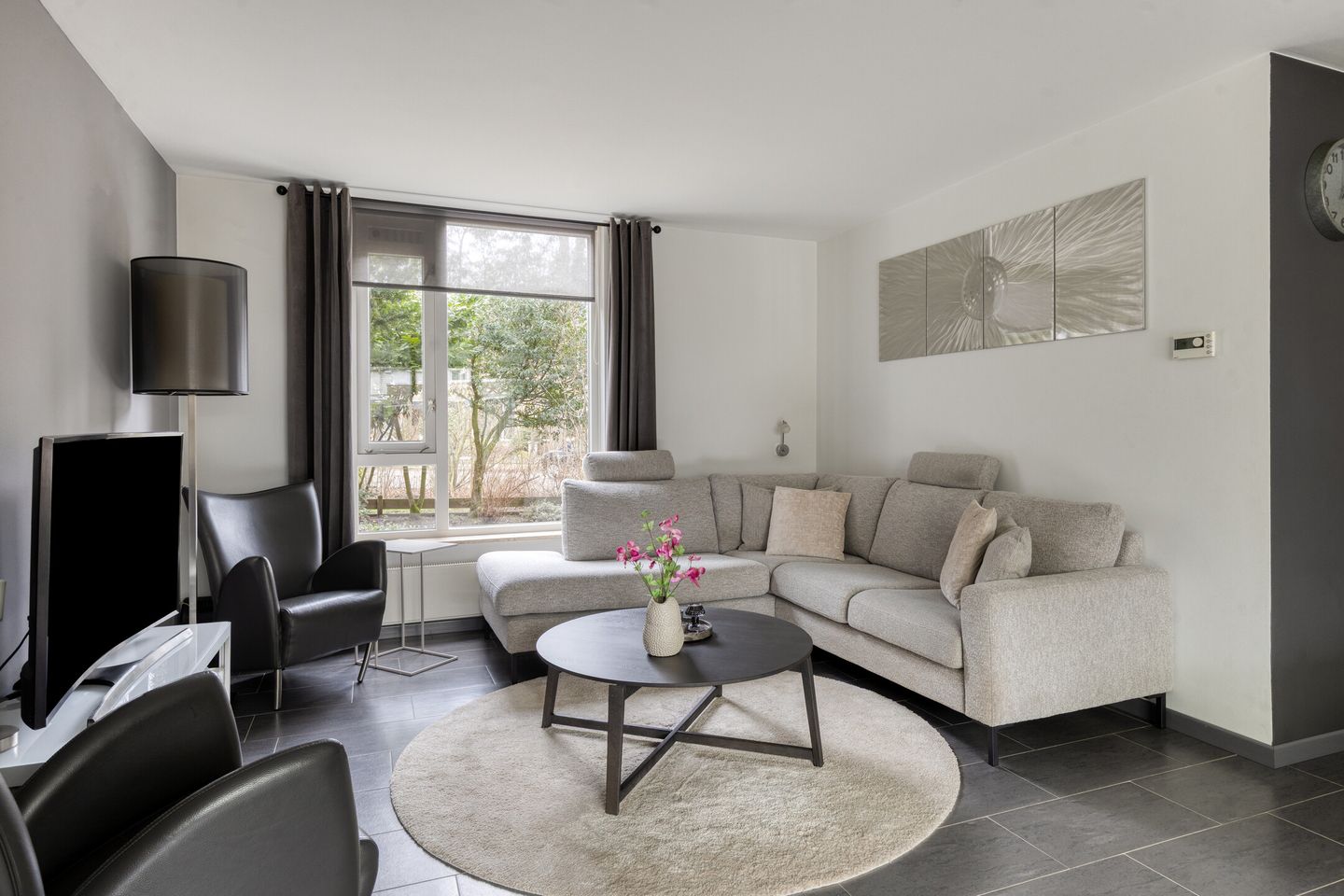 Foto 10 van Limburglaan 11