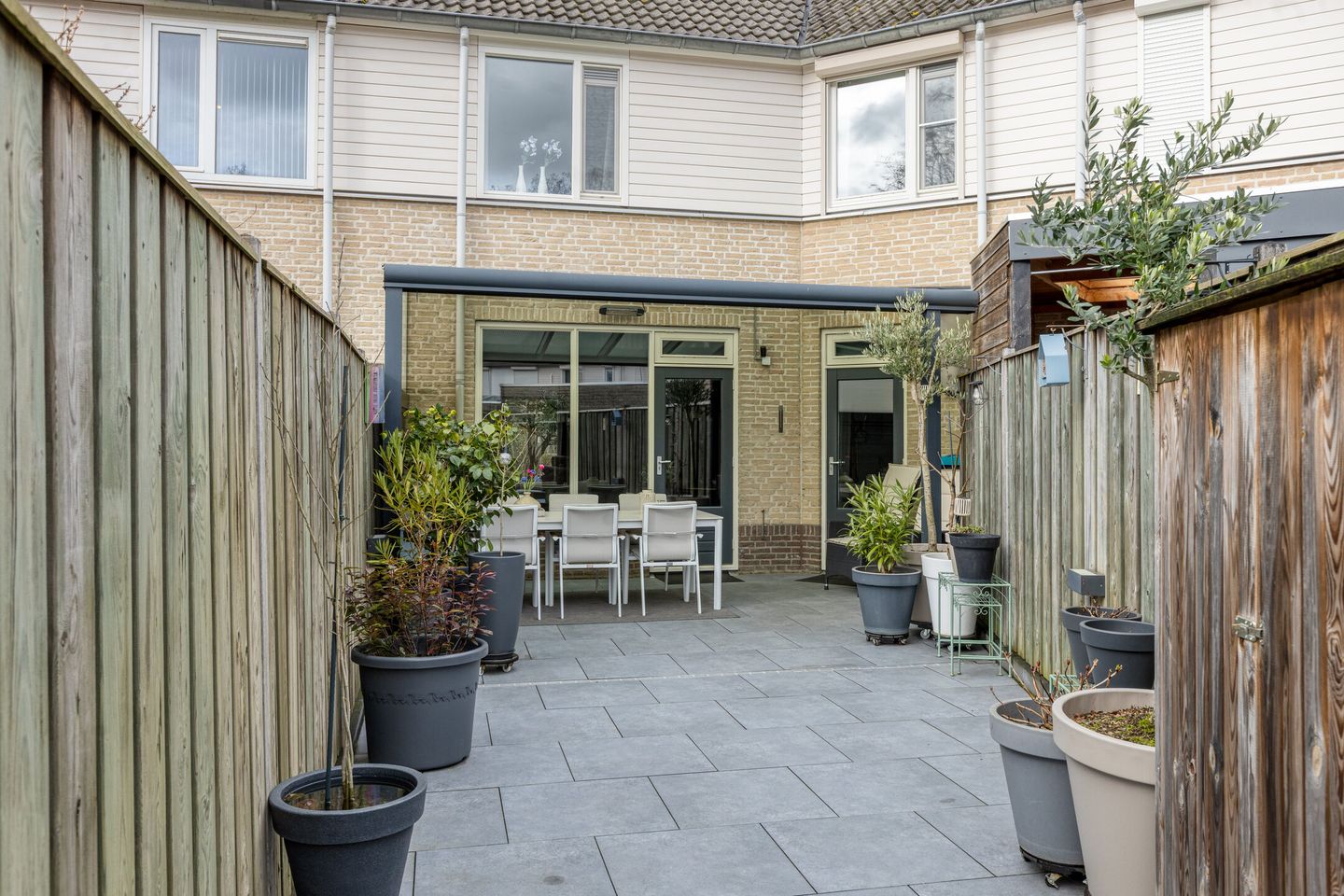 Foto 50 van Limburglaan 11