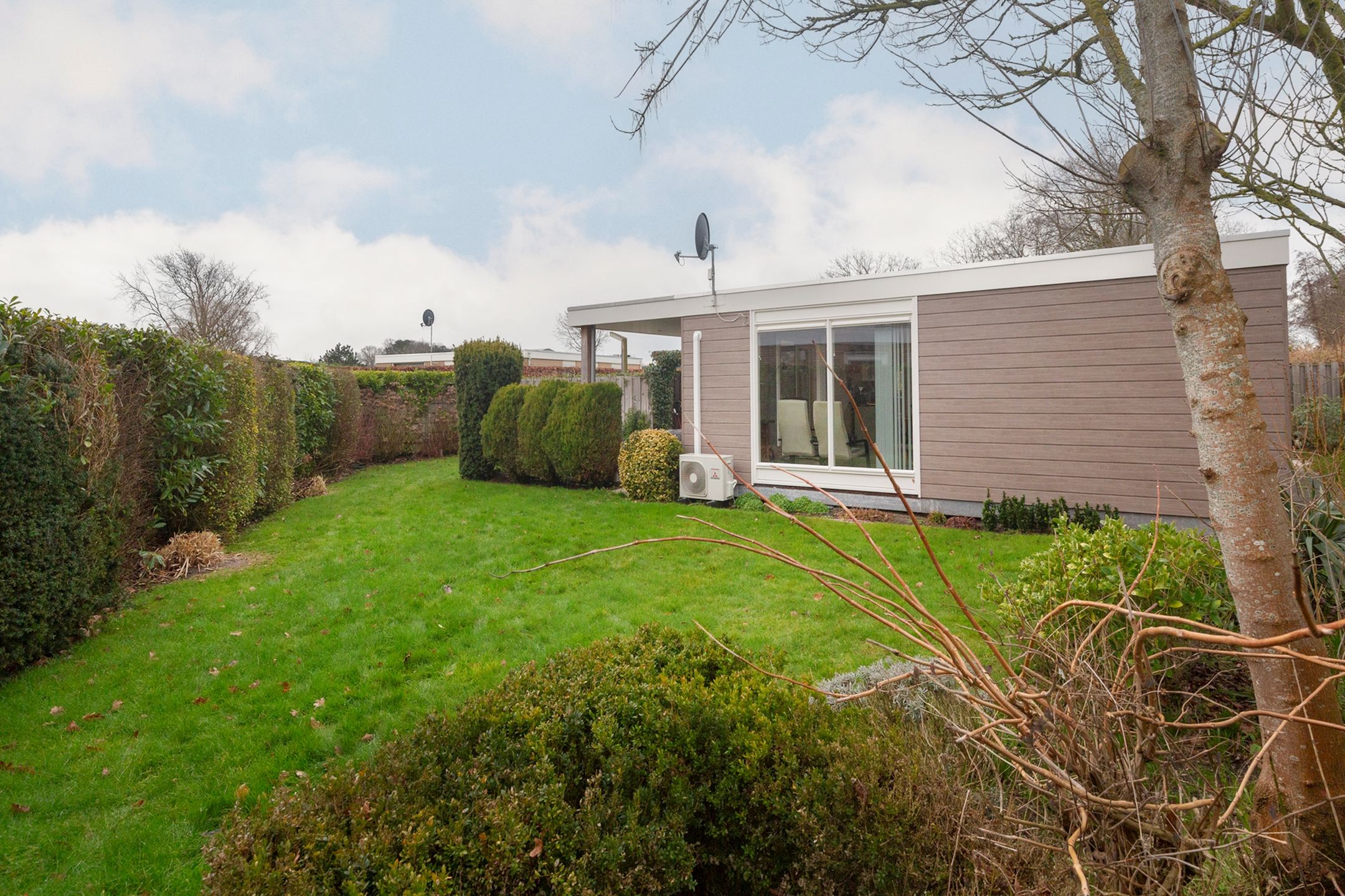 3-bedroom freehold villa in Ouddorp — photo 1 of 5