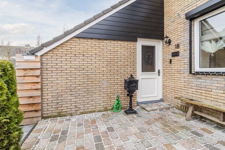 Foto 5 van Merelplein 18