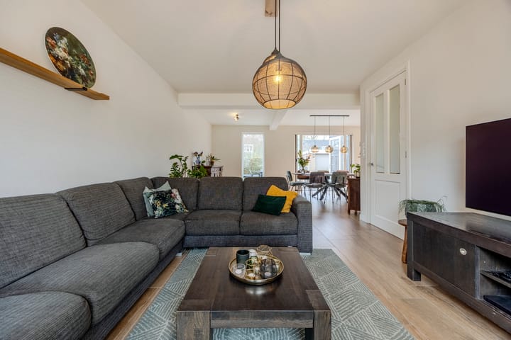 Foto 8 van Guido Gezellelaan 26