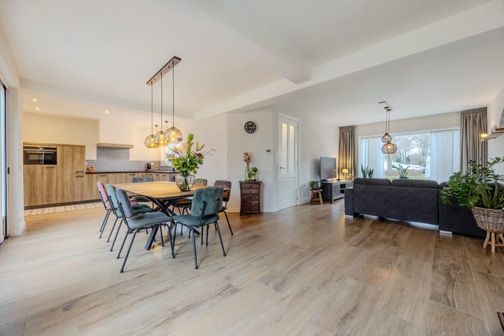 Foto 11 van Guido Gezellelaan 26