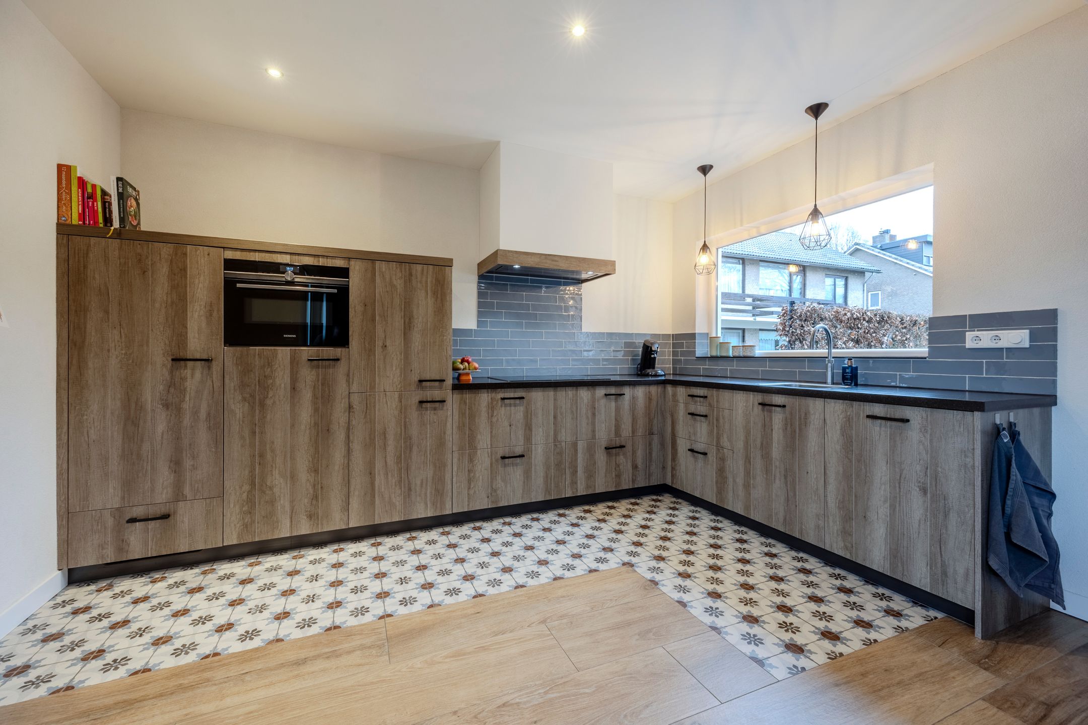 Photo 15 of Guido Gezellelaan 26