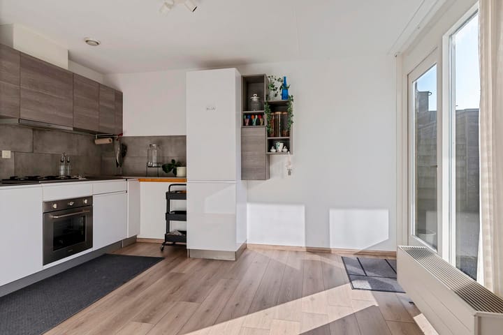 Foto 3 van Bernard Zweershof 10