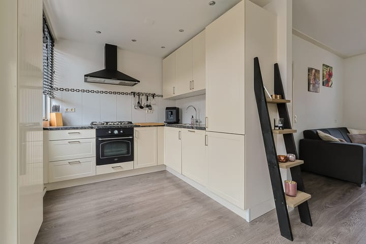 Photo 12 of Dr Vlaanderenlaan 5