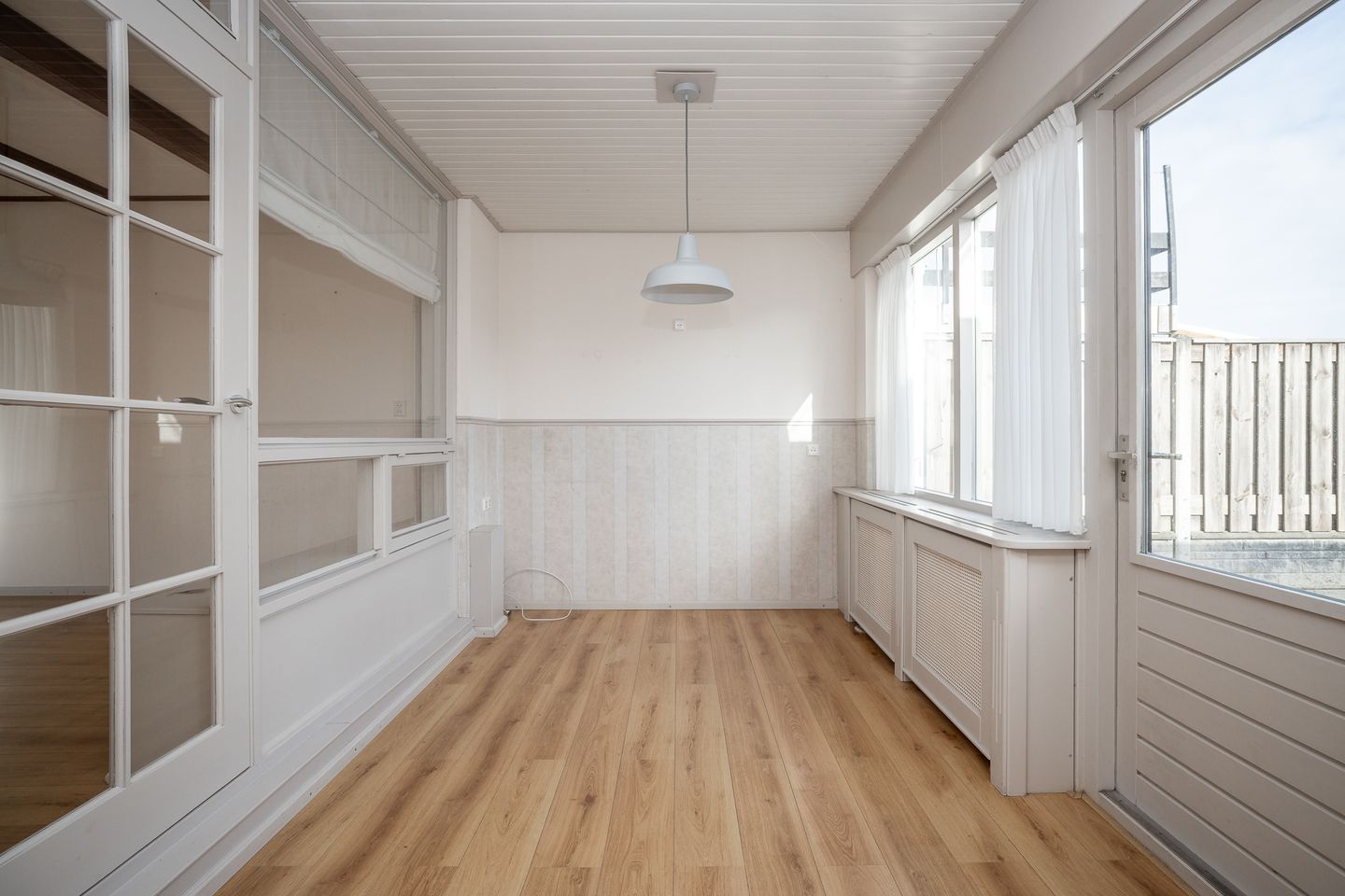 Photo 14 of Bernhardstraat 73