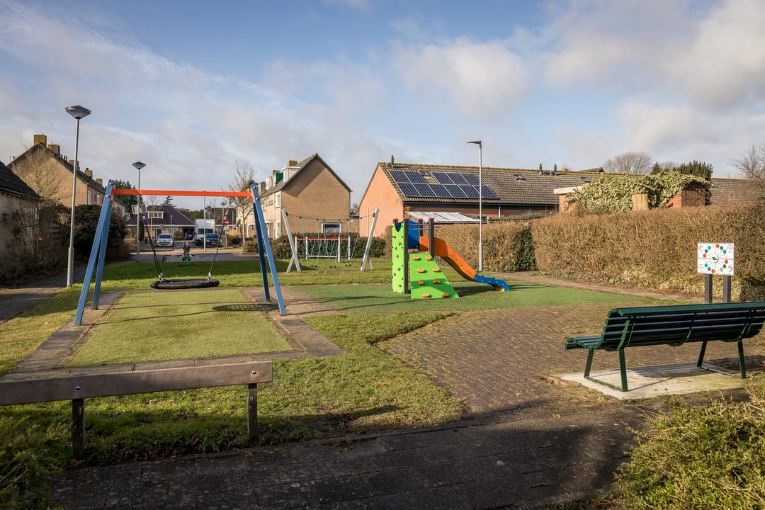 Photo 38 of Bernhardstraat 73