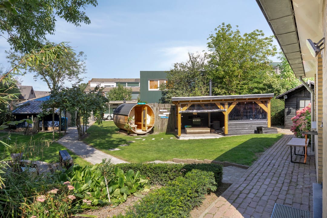 Foto 1 van Julianastraat 1