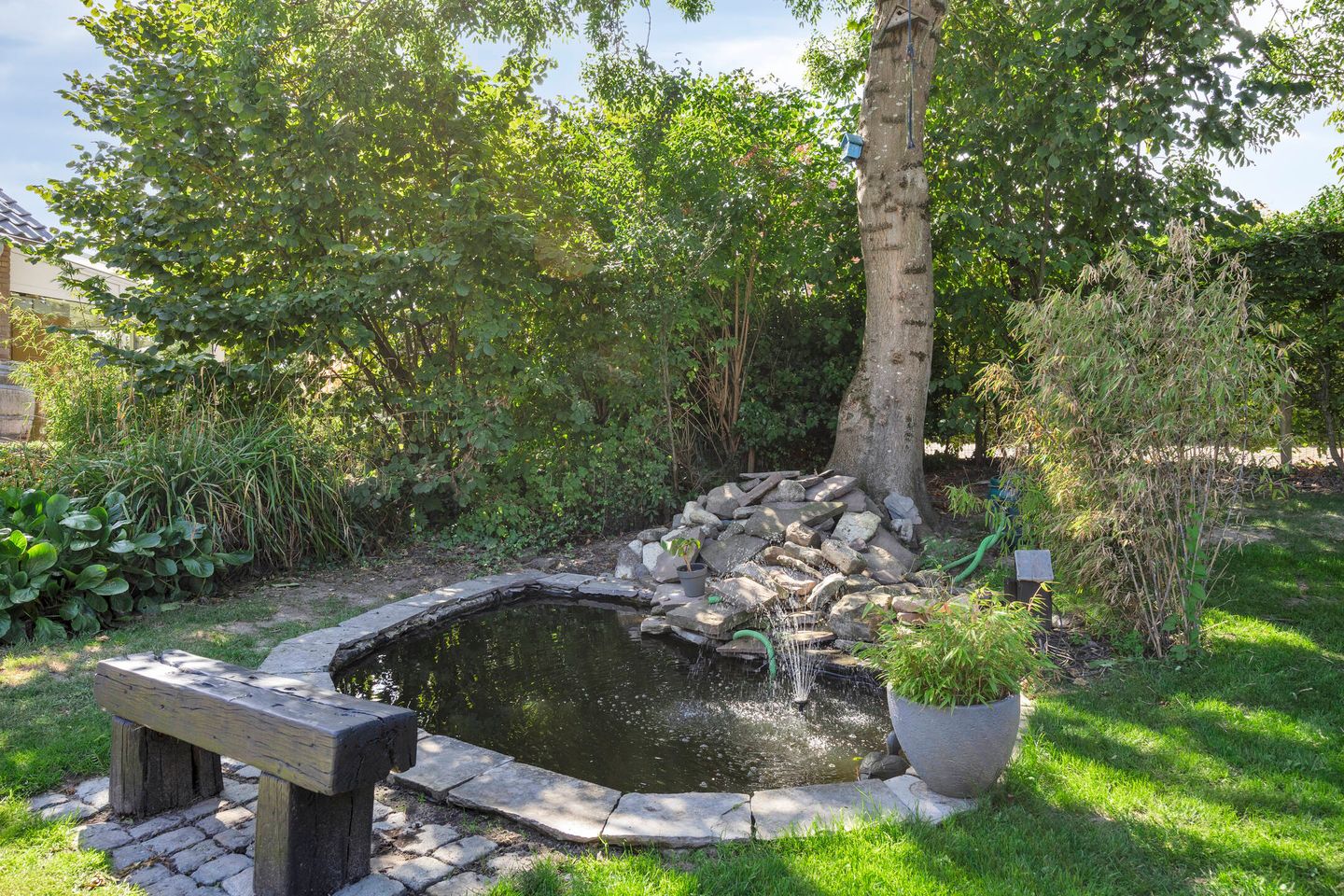 Foto 35 van Julianastraat 1