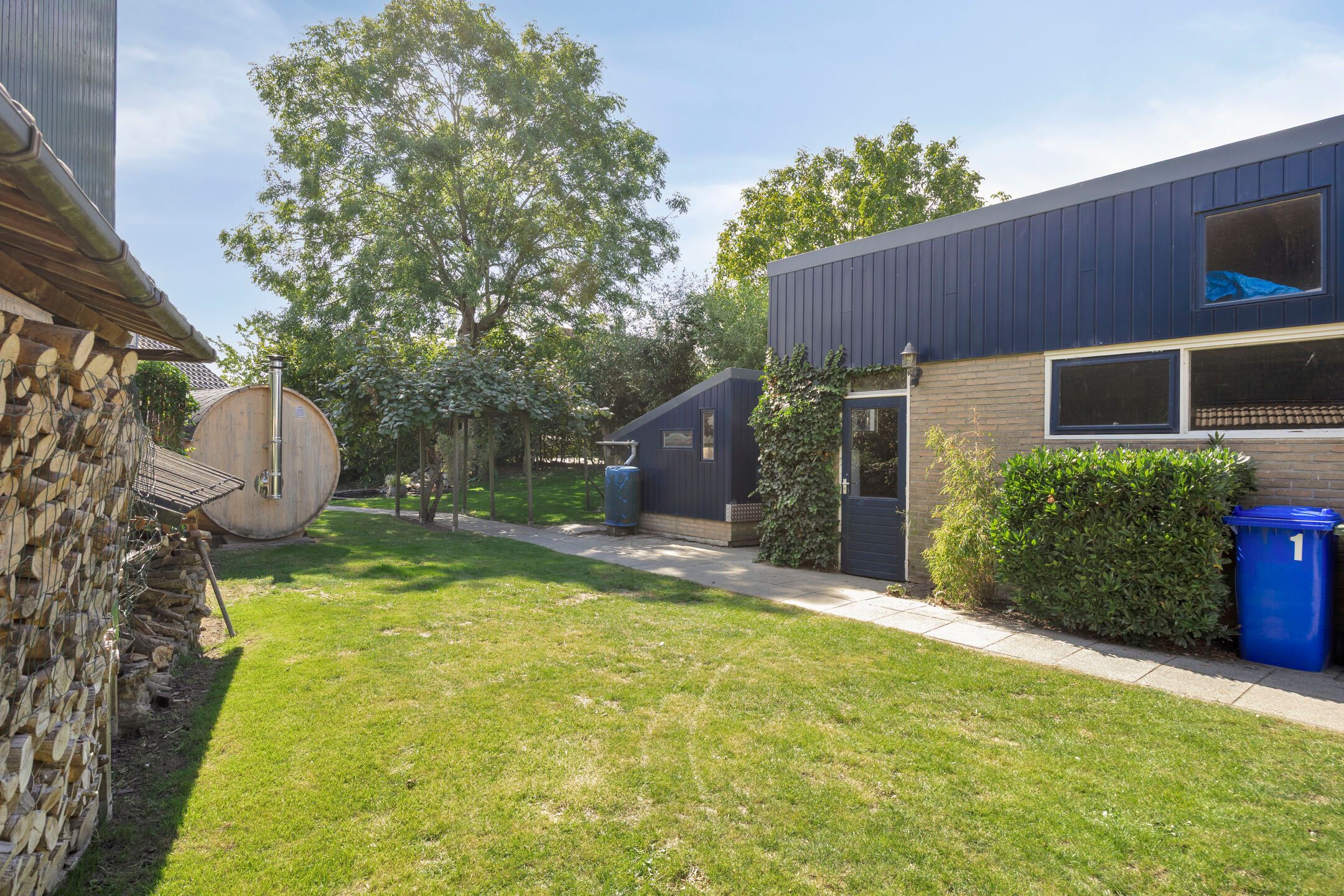 Foto 42 van Julianastraat 1