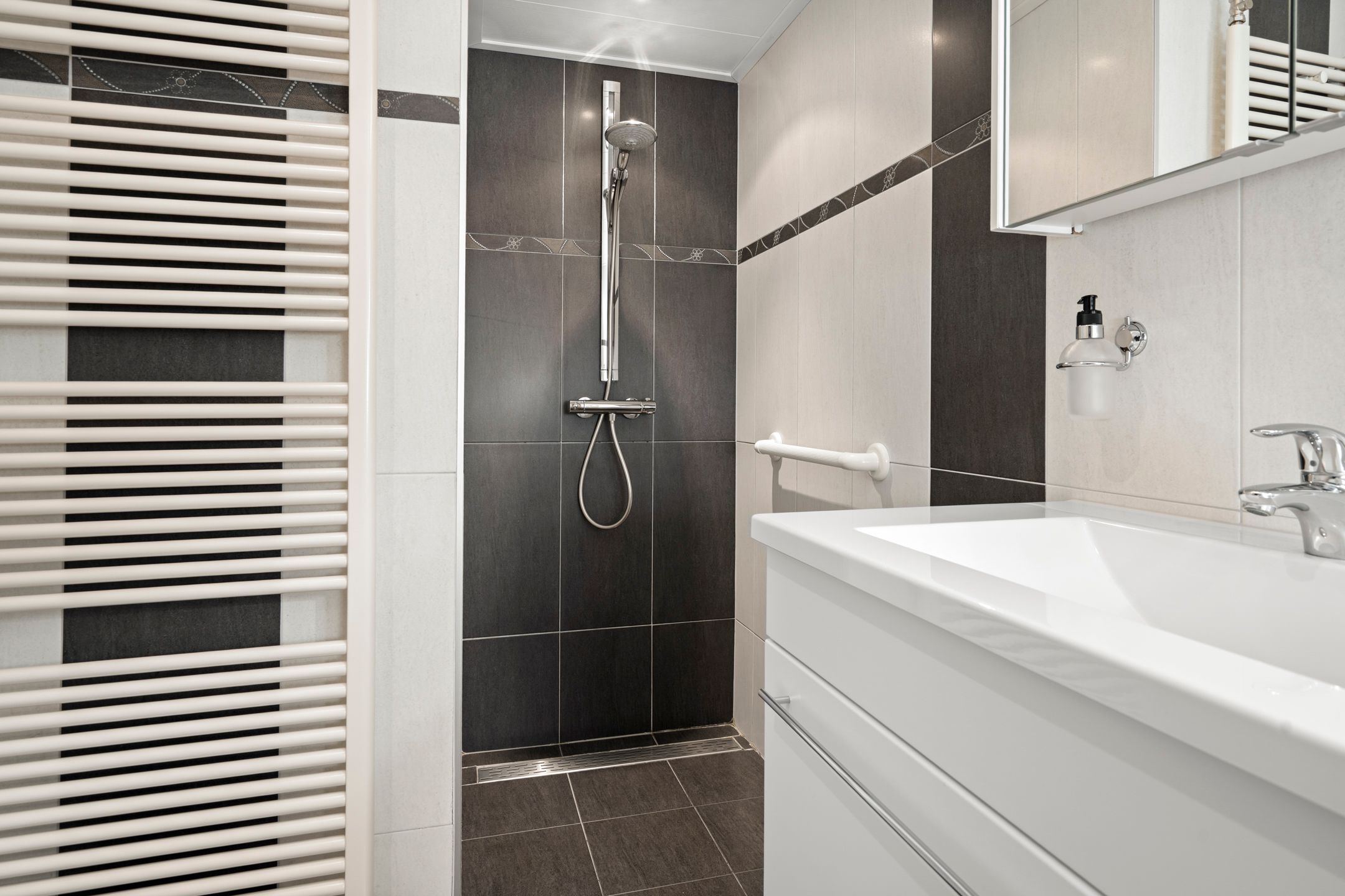 Foto 21 van Arnhemseweg 47