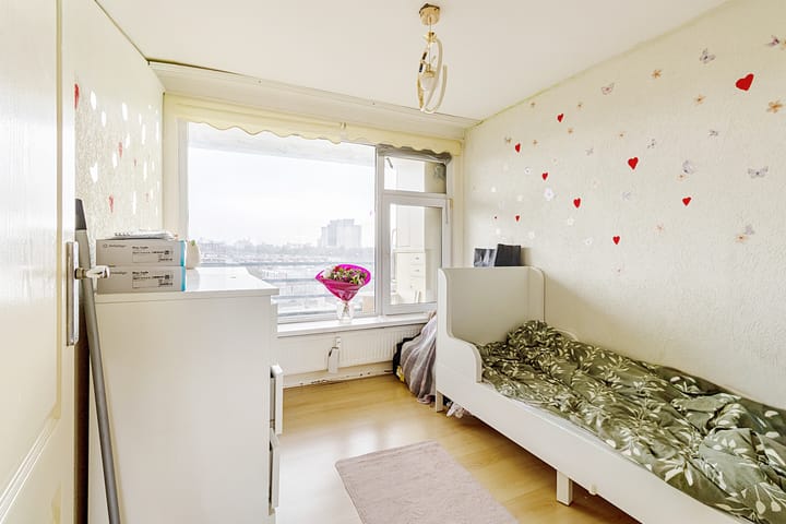 Foto 26 van Dieselstraat 48