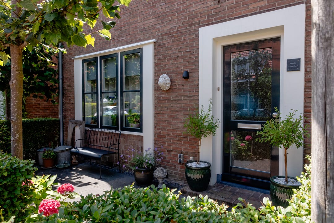 Foto 8 van Leliestraat 75