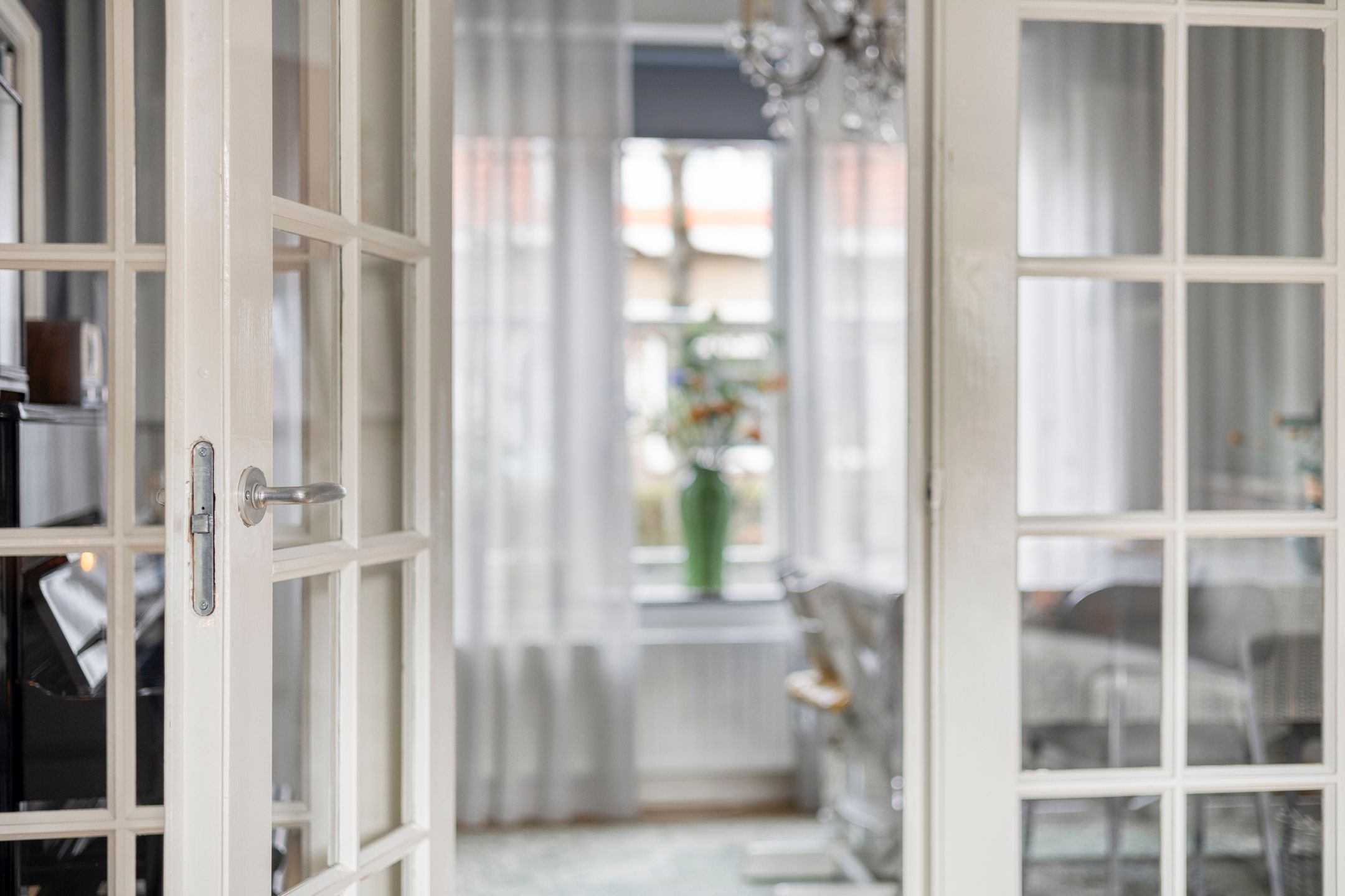 Foto 15 van Leliestraat 75