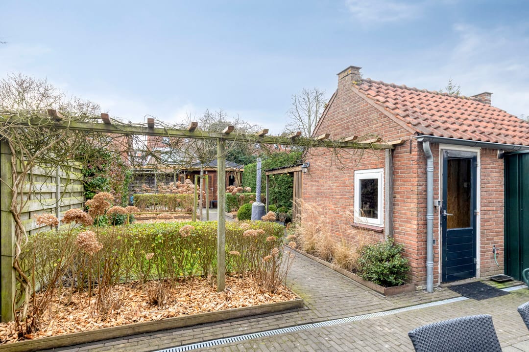 Foto 31 van Leliestraat 75