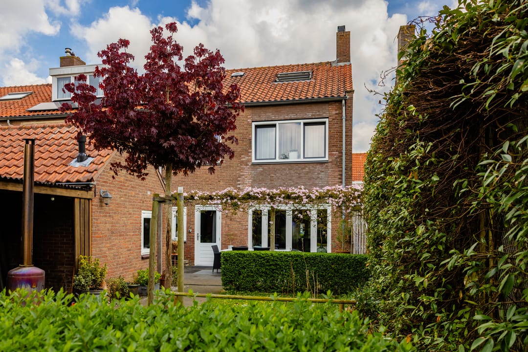 Foto 37 van Leliestraat 75