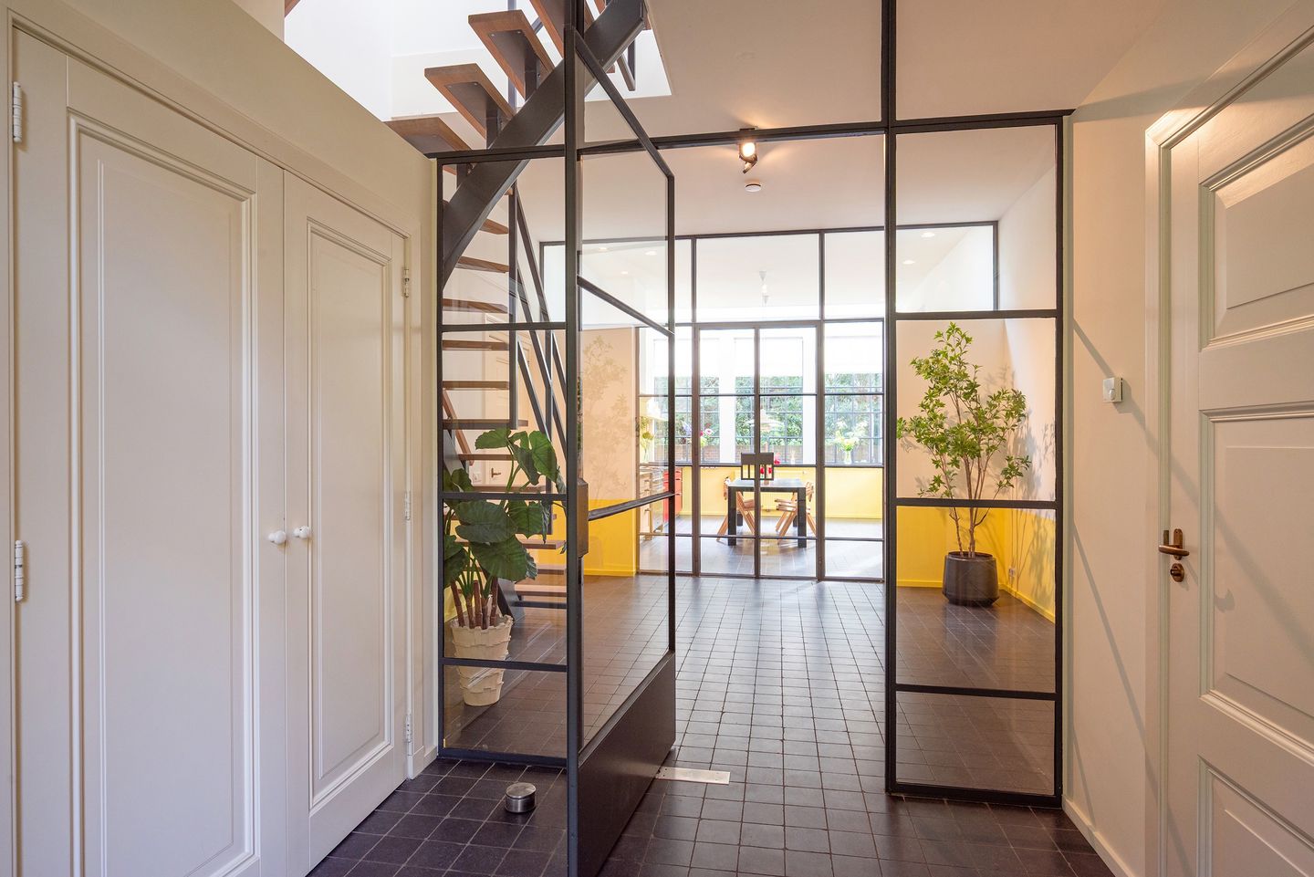 Foto 5 van Zuster Constancelaantje 2