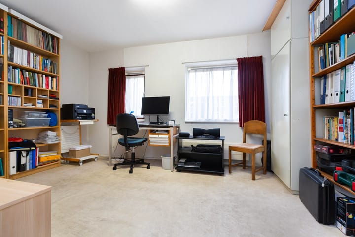 Photo 12 of Kraaijvangerstraat 16