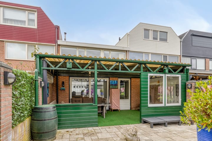 Foto 25 van Petrus van Schendelstraat 12