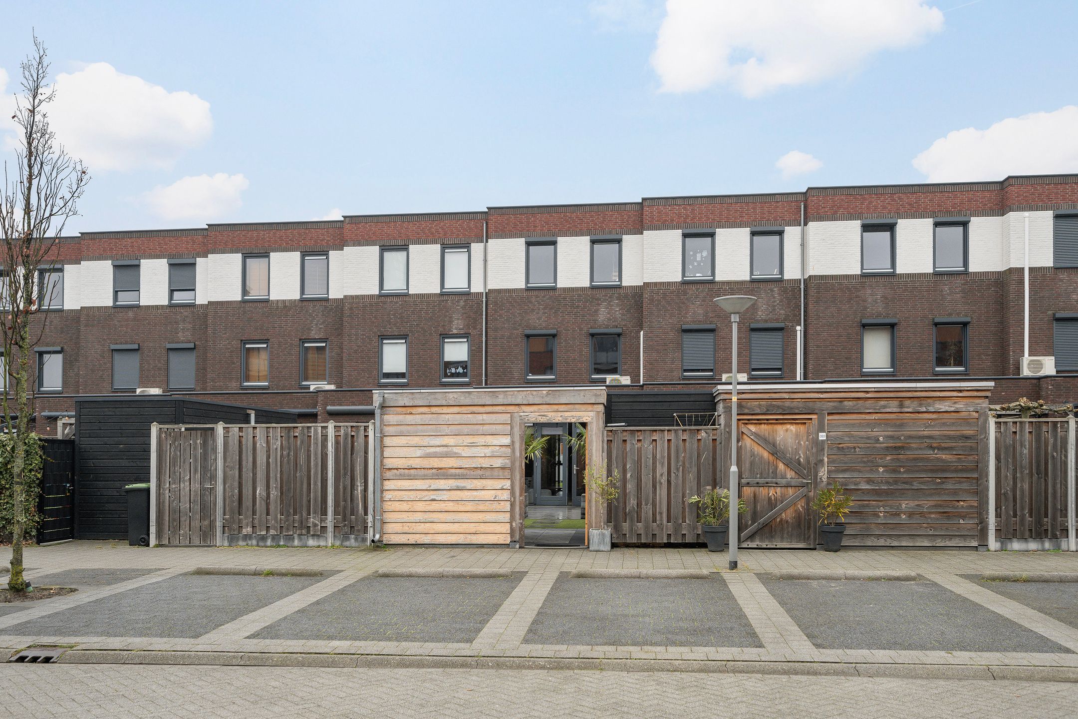 Photo 36 of Dr. Jan Schoutenlaan 320