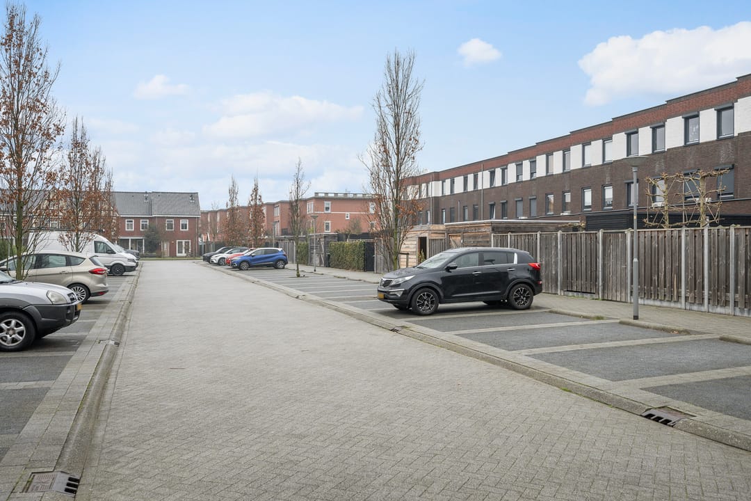 Photo 37 of Dr. Jan Schoutenlaan 320