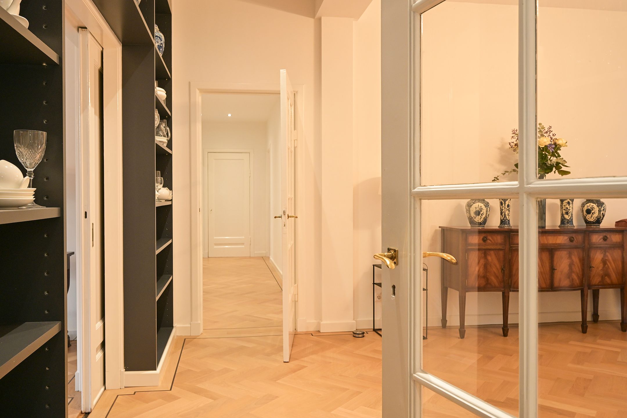 Foto 30 van Van Alkemadelaan 350-116