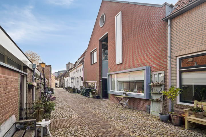 Oosterwalstraat 18