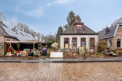 undefined main image