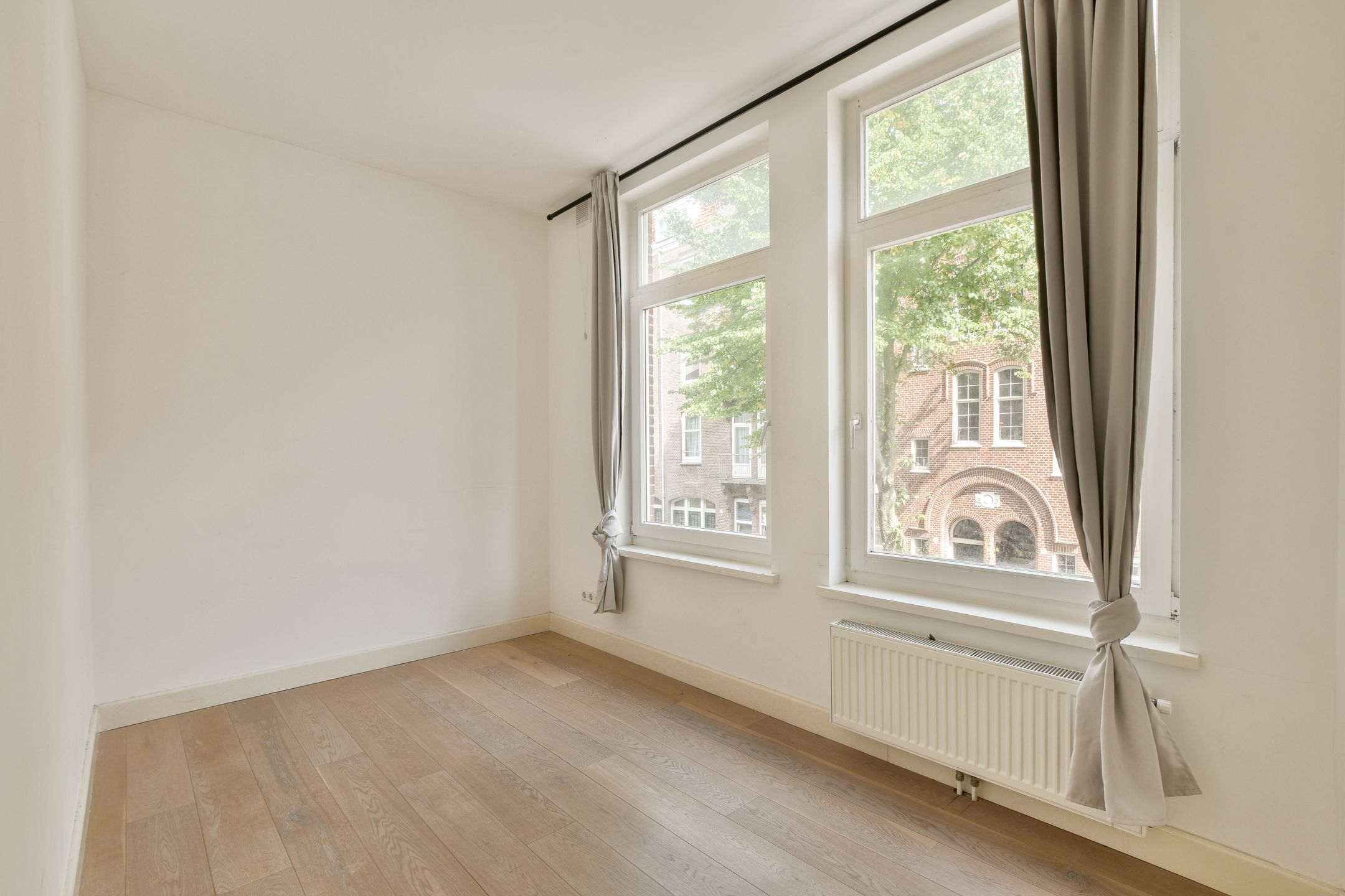 Photo 9 of Smitstraat 30-1