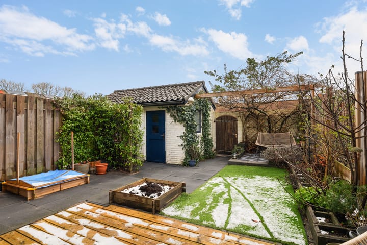 Photo 15 of Albert Cuypstraat 16