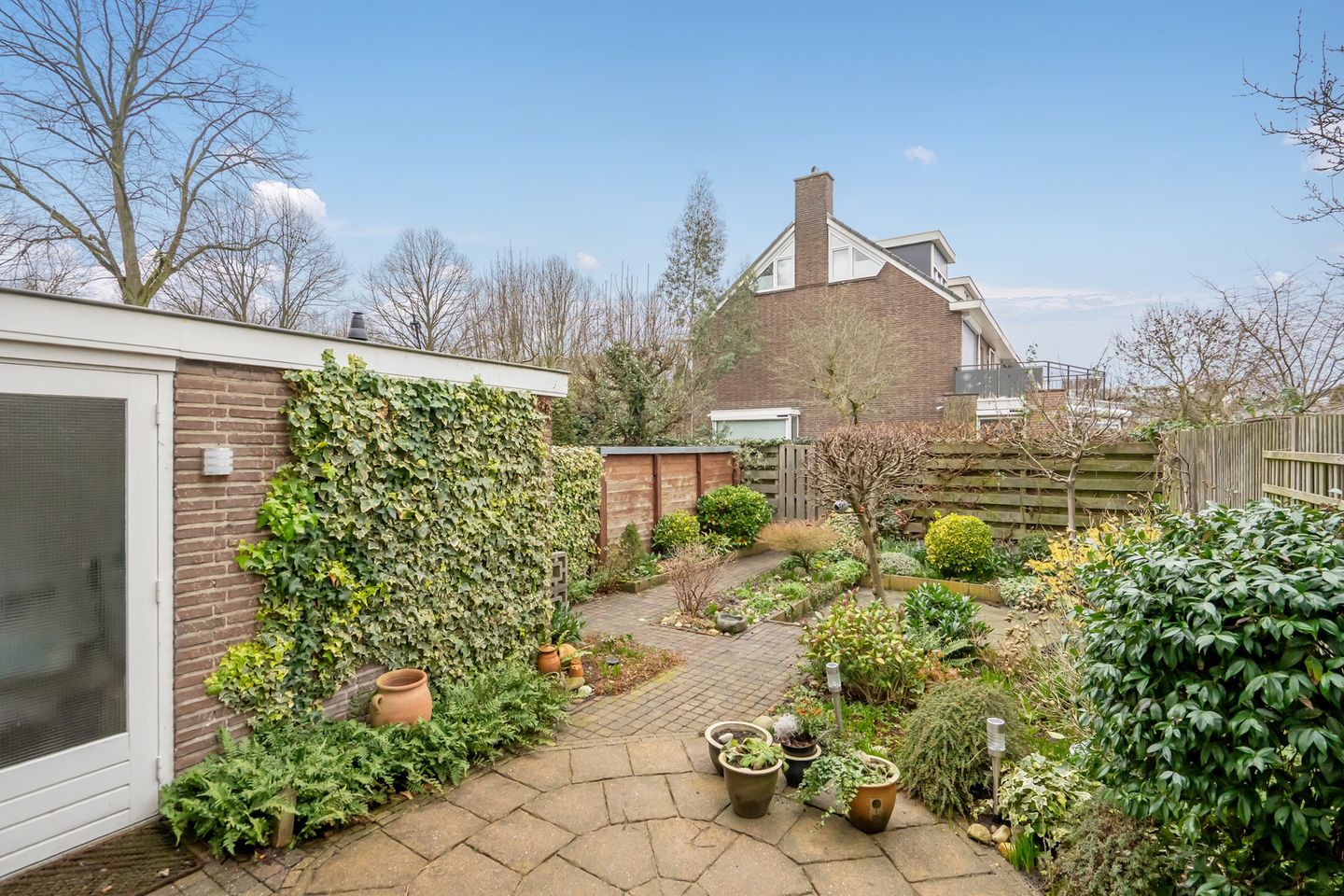 Photo 4 of Sir Winston Churchillln 458