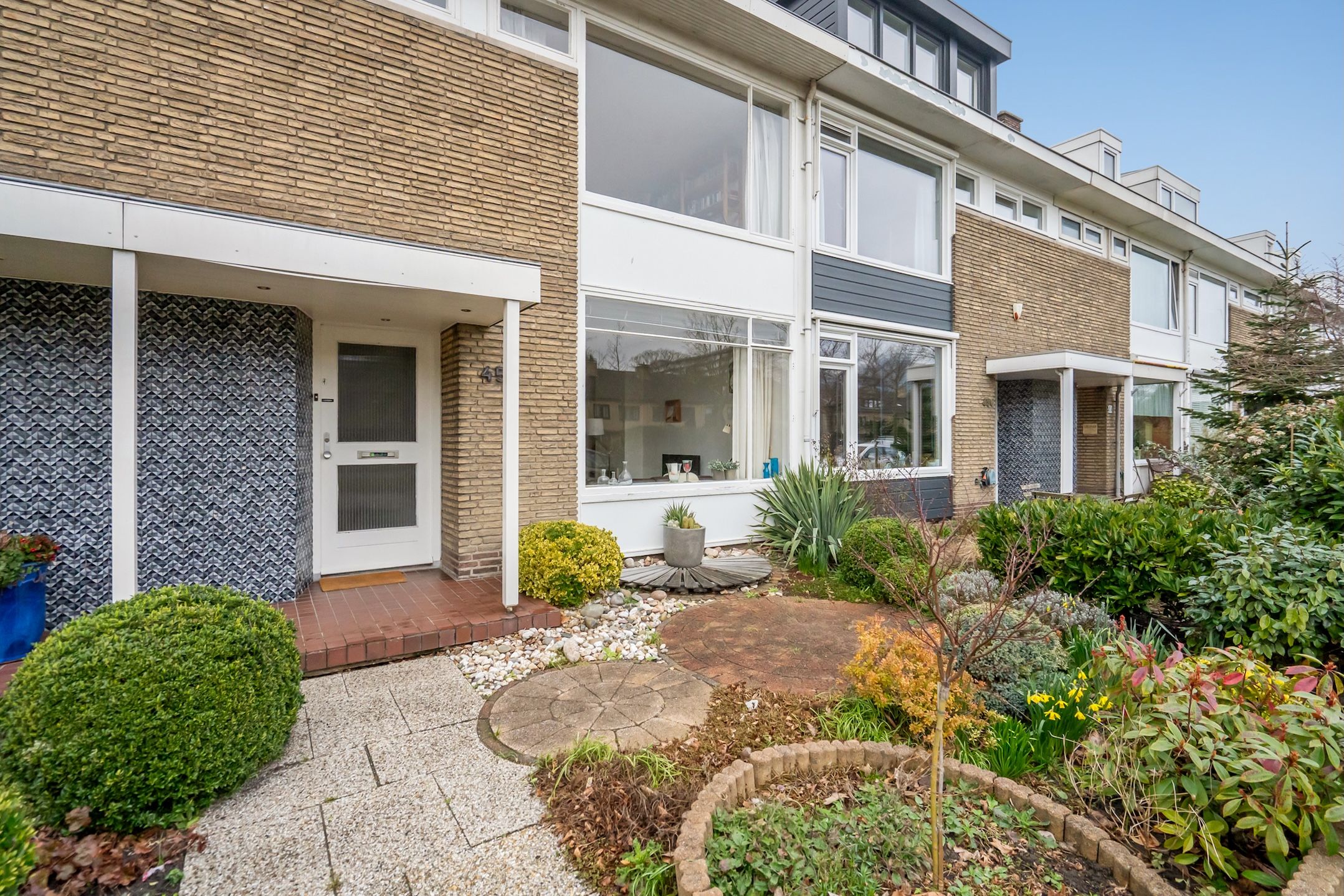 Photo 6 of Sir Winston Churchillln 458