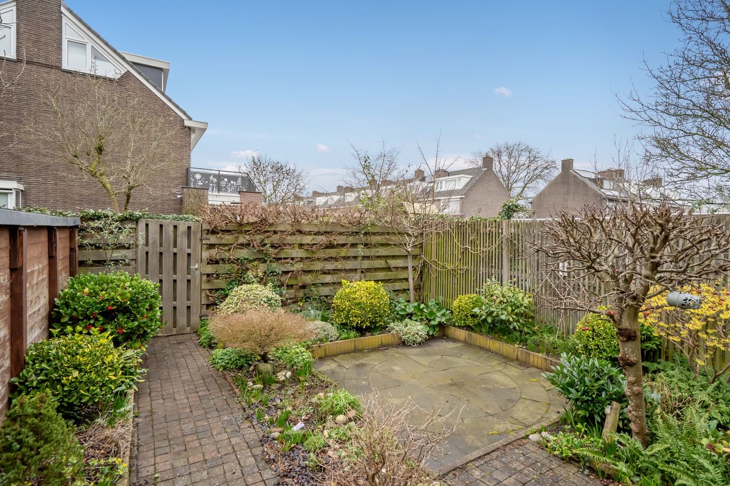 Photo 19 of Sir Winston Churchillln 458