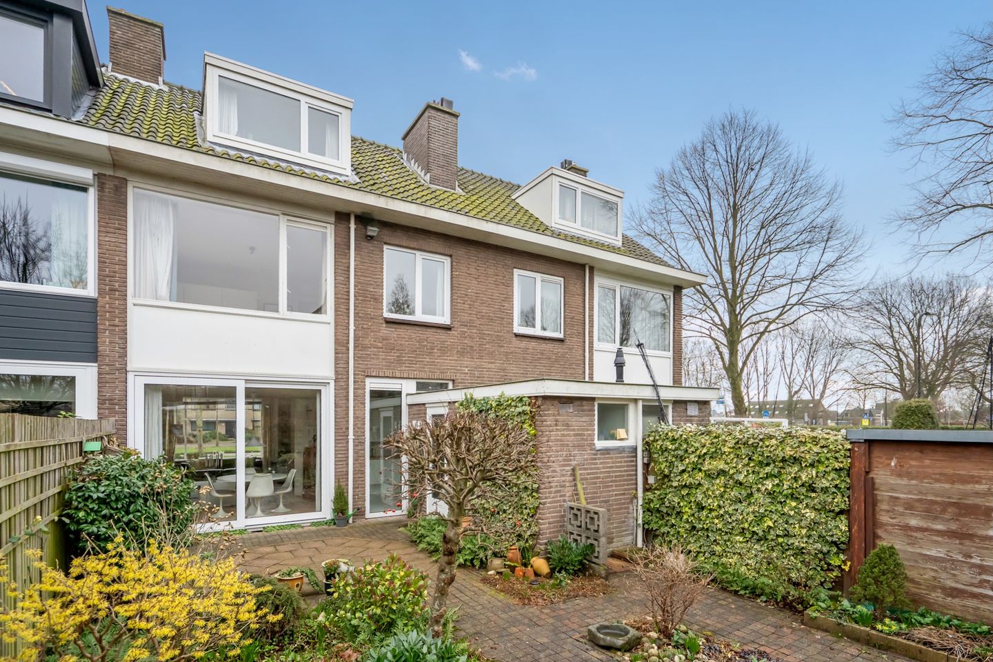 Photo 20 of Sir Winston Churchillln 458