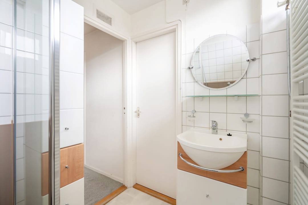 Photo 31 of Sir Winston Churchillln 458