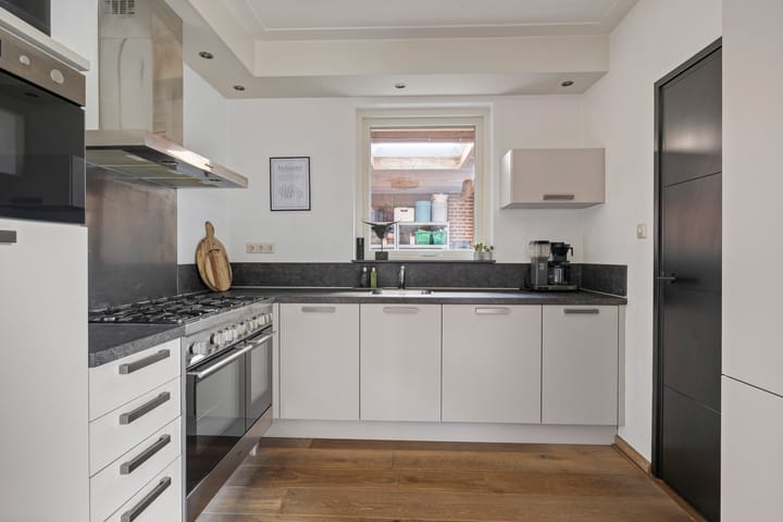 Foto 4 van Nassaustraat 1