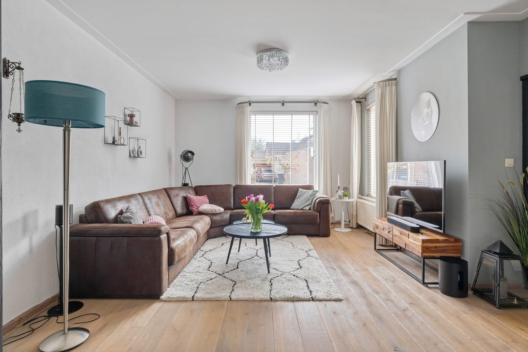 Foto 11 van Nassaustraat 1