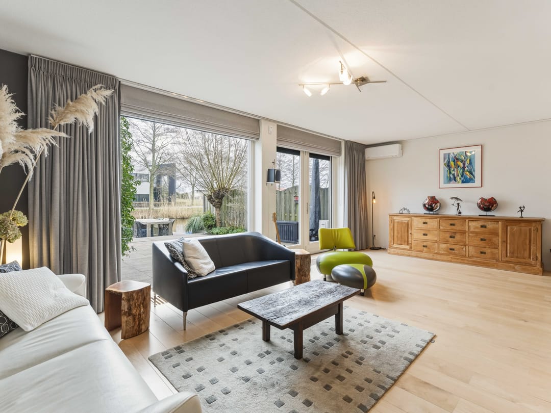 Photo 7 of Frederik Loewestraat 13