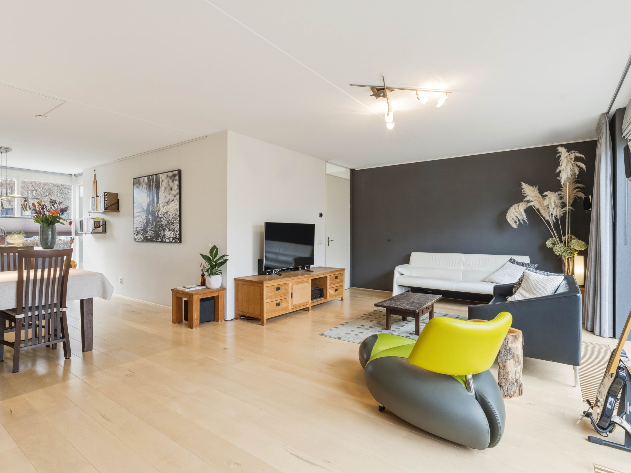 Photo 9 of Frederik Loewestraat 13