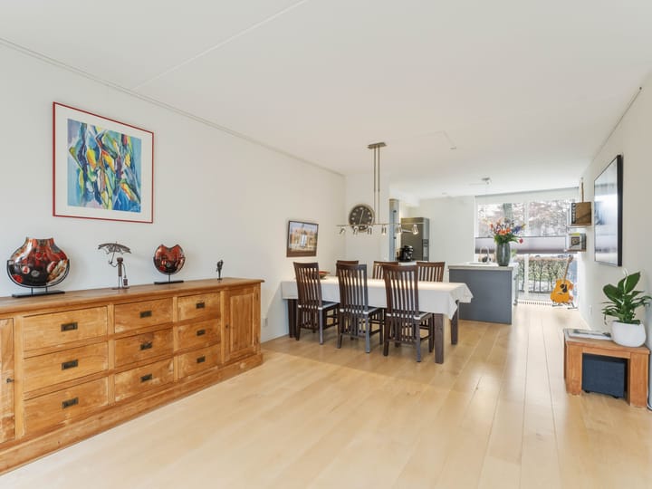 Foto 11 van Frederik Loewestraat 13