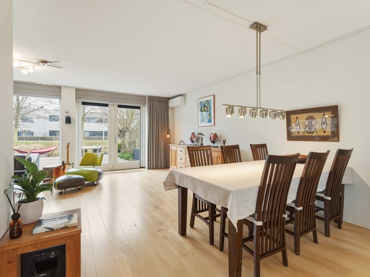 Foto 13 van Frederik Loewestraat 13