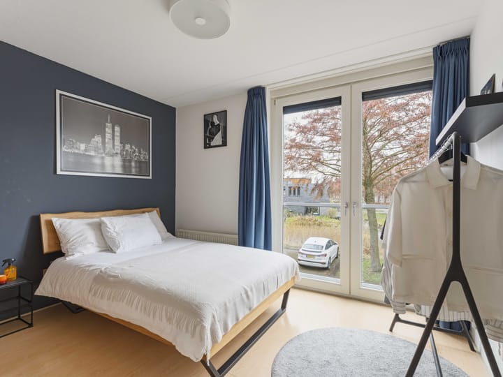 Foto 28 van Frederik Loewestraat 13