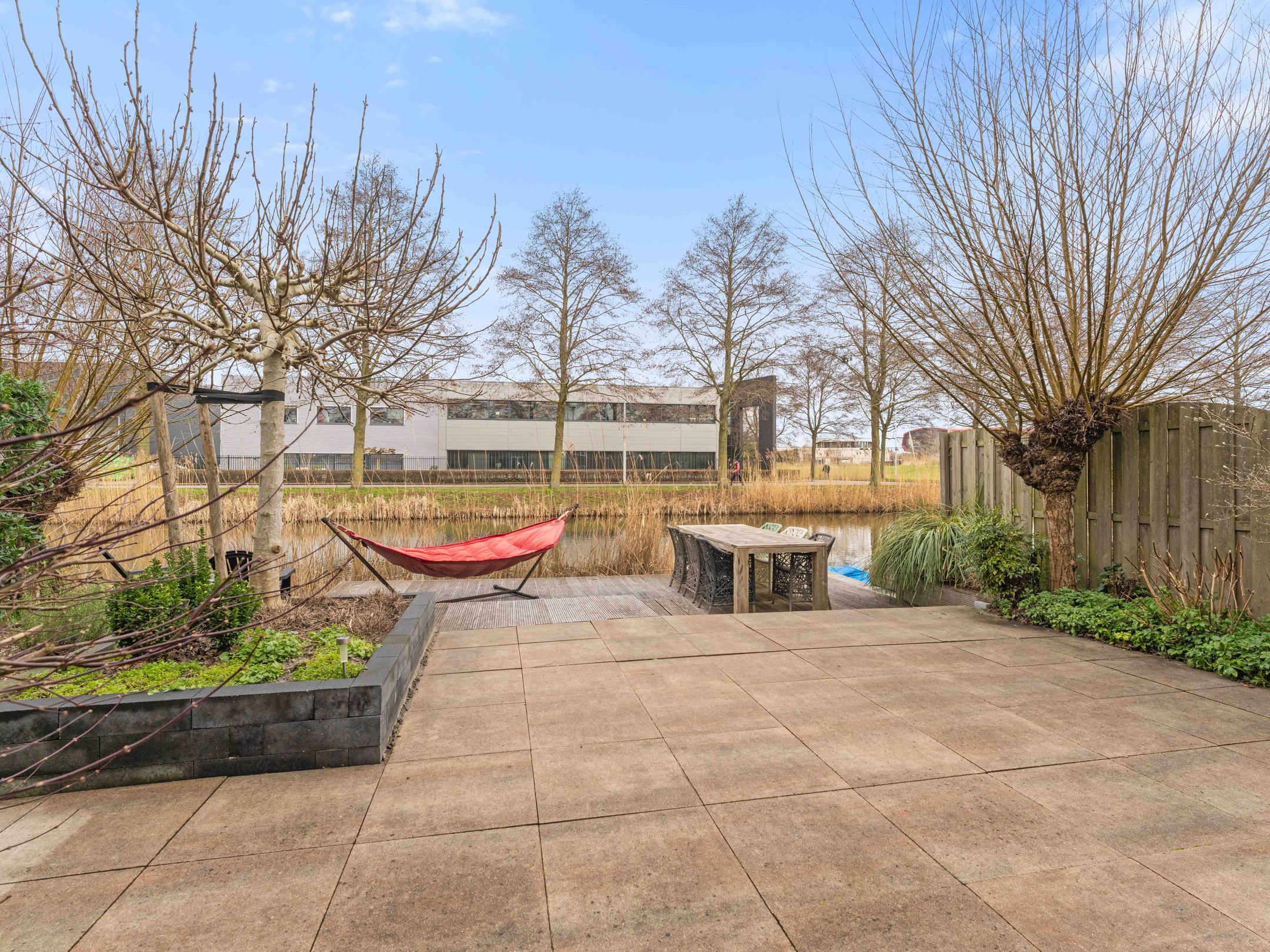 Photo 39 of Frederik Loewestraat 13