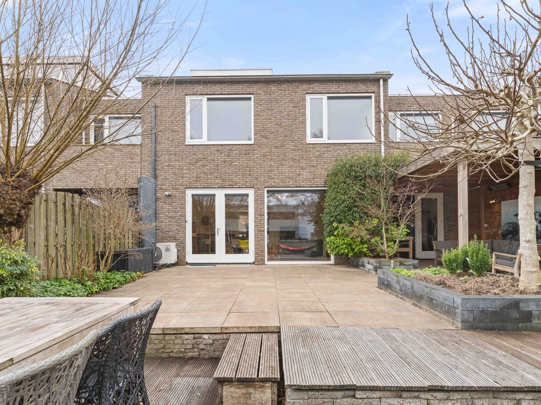 Photo 46 of Frederik Loewestraat 13