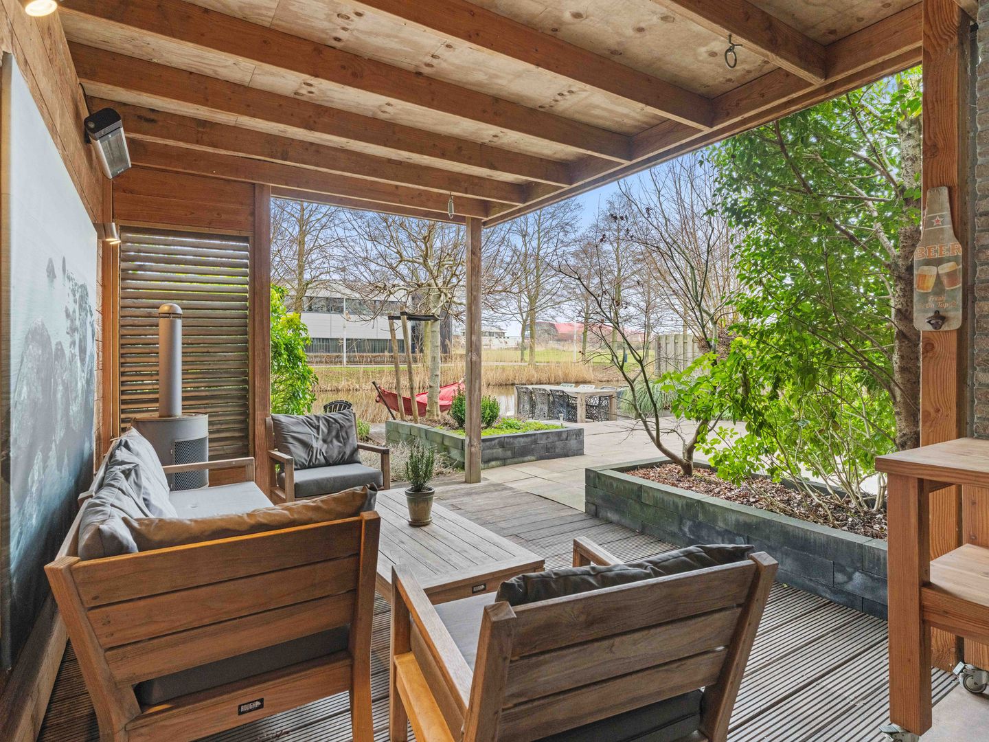 Photo 49 of Frederik Loewestraat 13