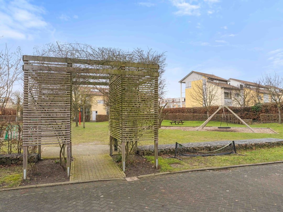 Photo 61 of Frederik Loewestraat 13