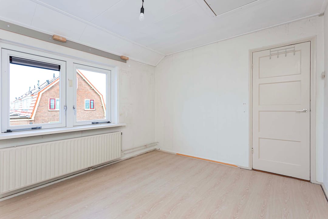 Photo 32 of Kamillestraat 37