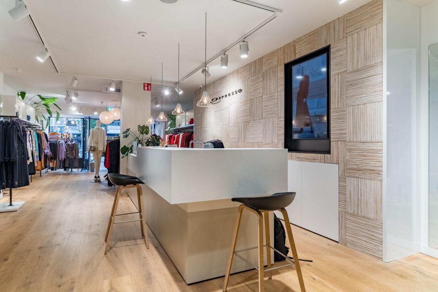 Bekijk foto 3 van Burchtstraat 17