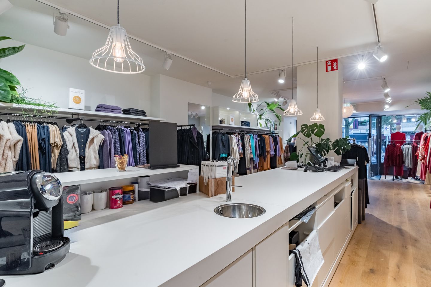 Bekijk foto 5 van Burchtstraat 17